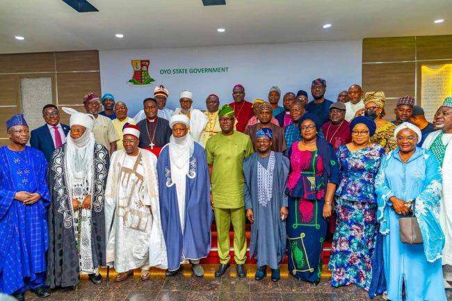 Makinde receives Sultan of Sokoto, CAN president, other NIREC members in Ibadan