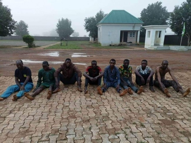 Troops arrest 7 bandits, locals lynch accomplice in Kaduna