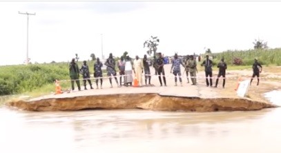 Floods: 13 Nigerian states at risk as Cameroon opens dam